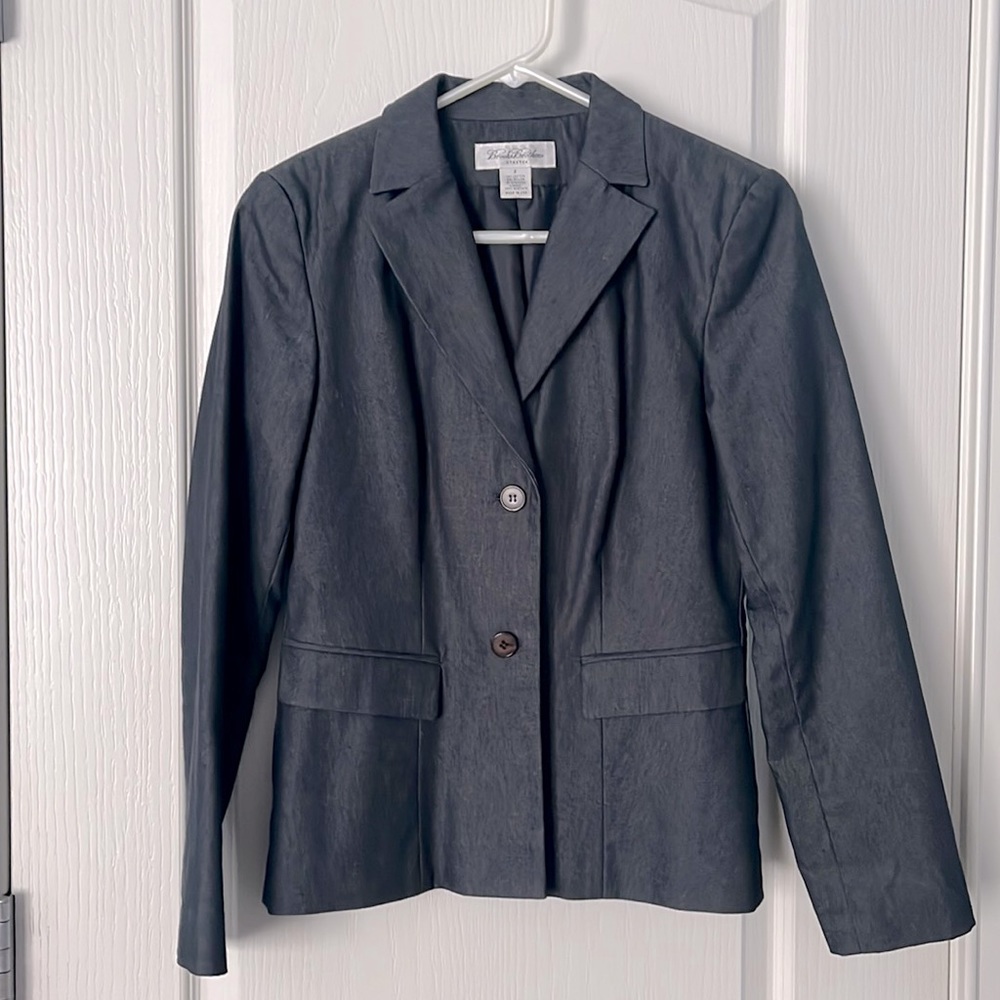 Brooks Brothers size 2 stretch blazer great condition